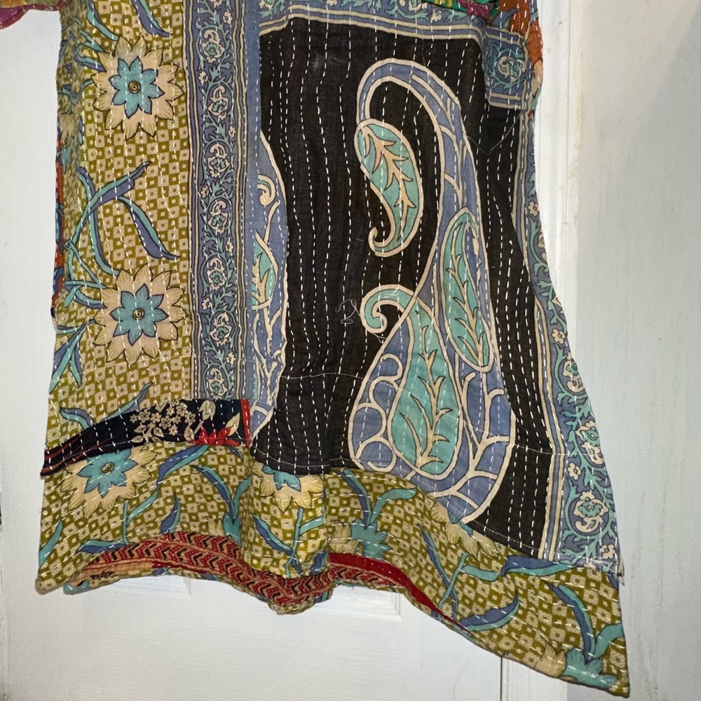 Kaantha Karma Reversible Patchwork Bell Sleeve Fl… - image 4